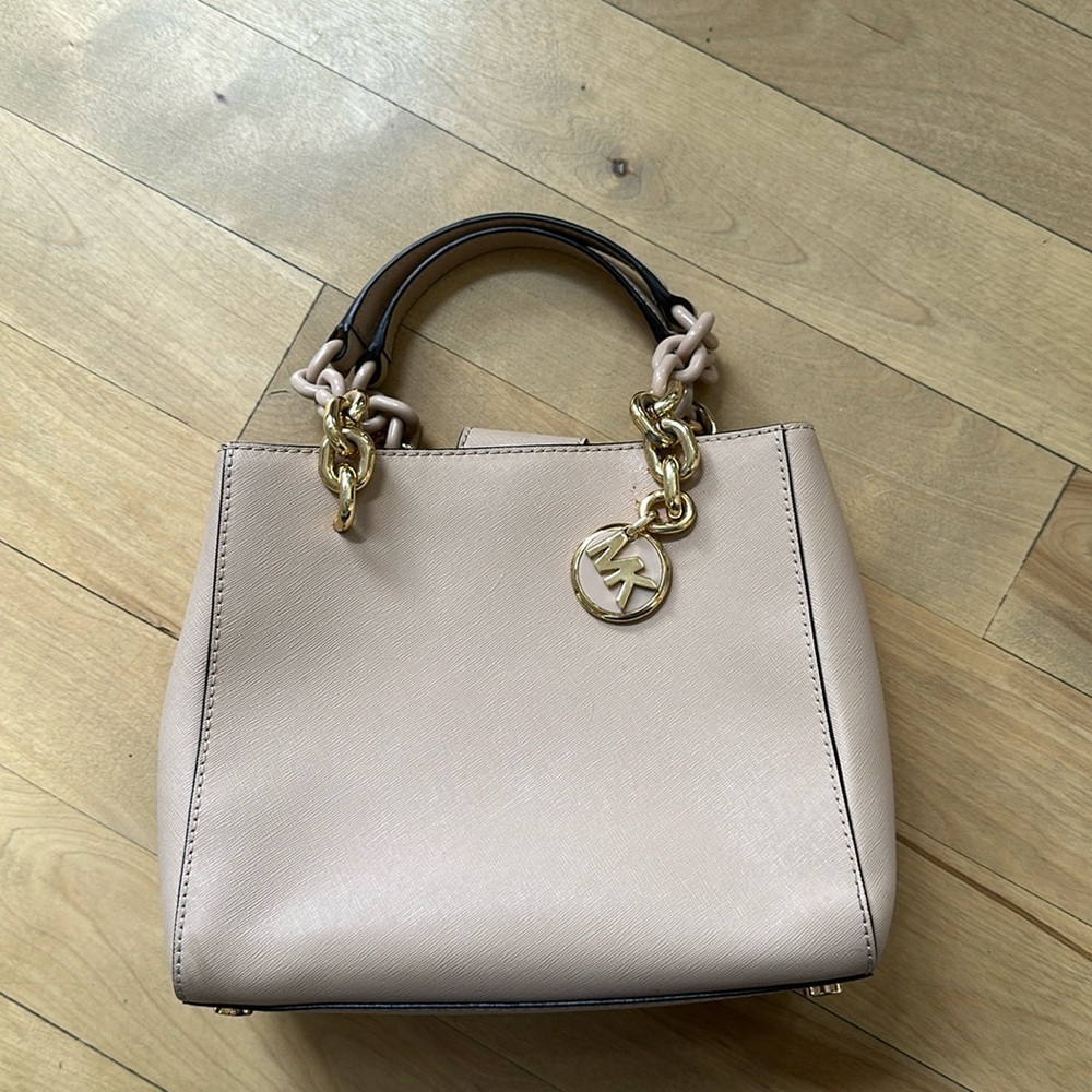 MICHAEL KORS CYNTHIA SMALL LEATHER SATCHEL PURSE RETAIL $348